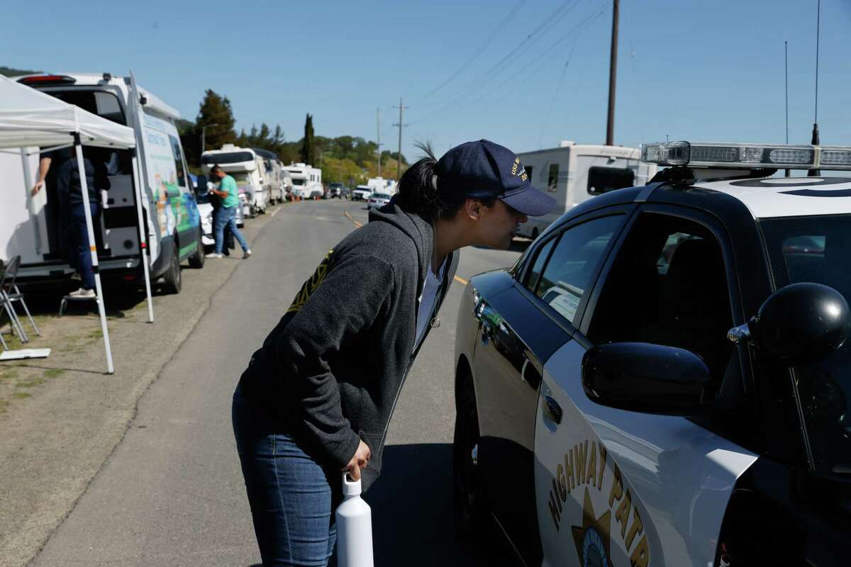 Marin focuses homeless aid effort on 2milelong vehicle encampment