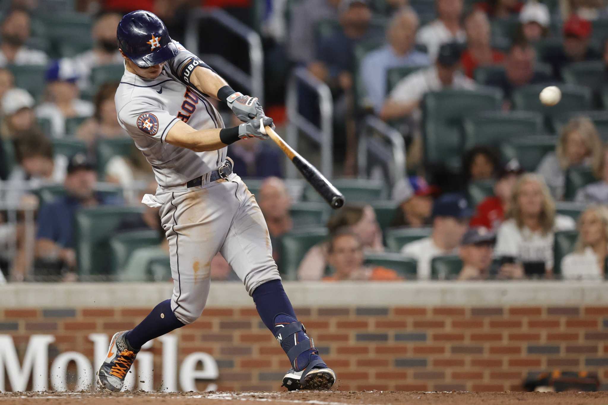 Astros: What's better than hits for Mauricio Dubon? 'More hits.