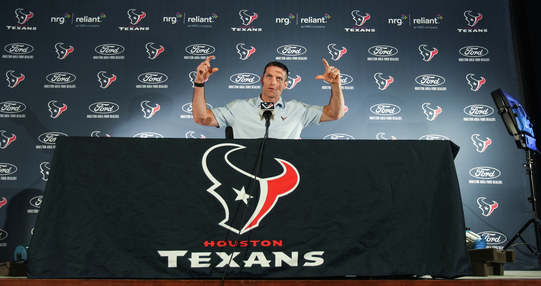 Houston Texans Draft: What is the Draft Strategy in Rounds 2 and 3?