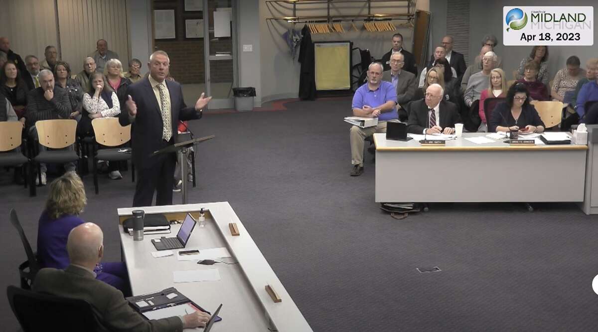 County Commission embarrasses itself with Boneheaded antics