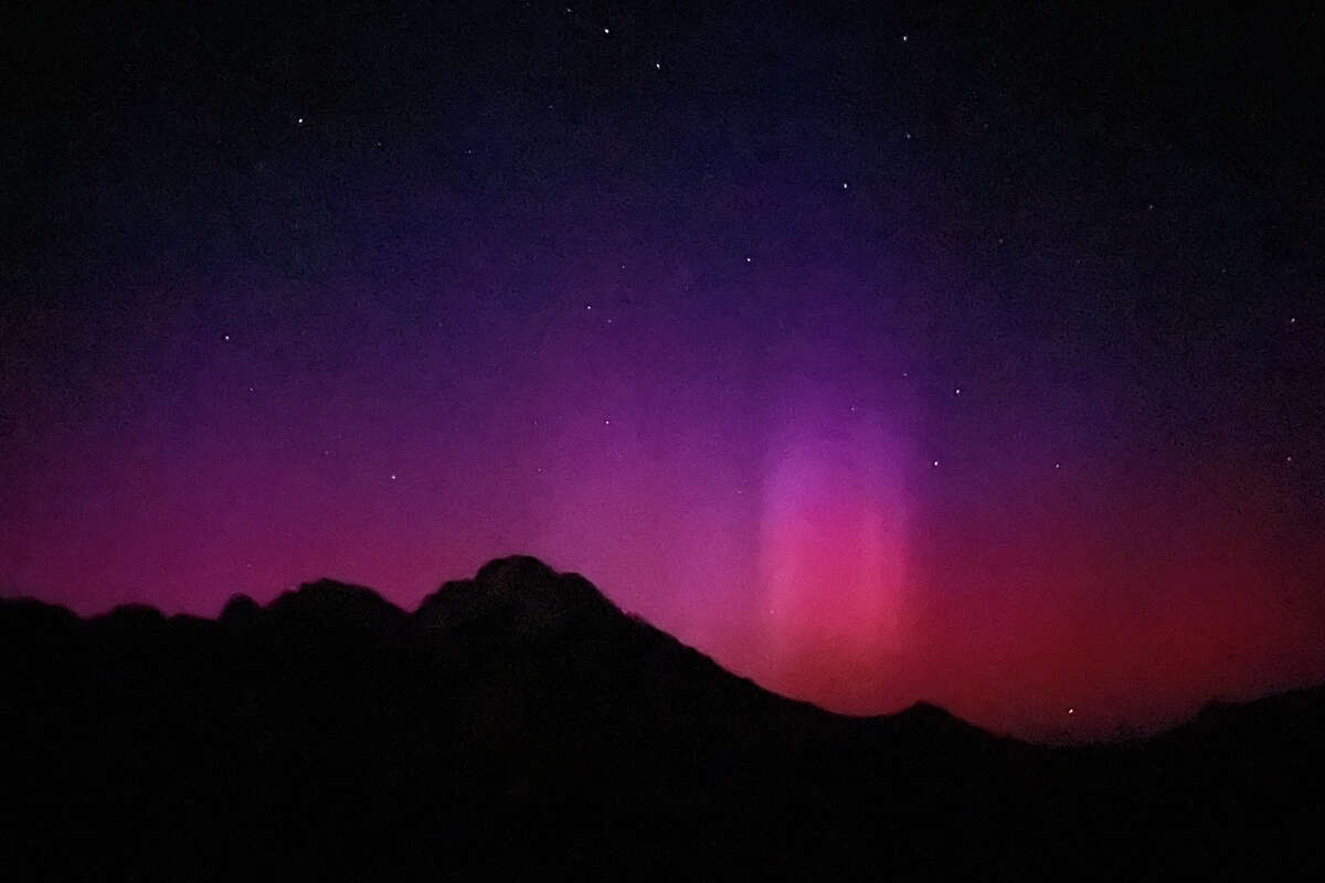 'It just blew up' Northern lights wow sky watchers in California