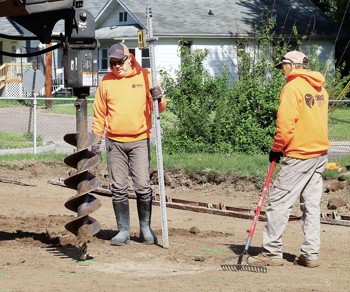 Boys and Girls Club of Alton to finish playground after three years