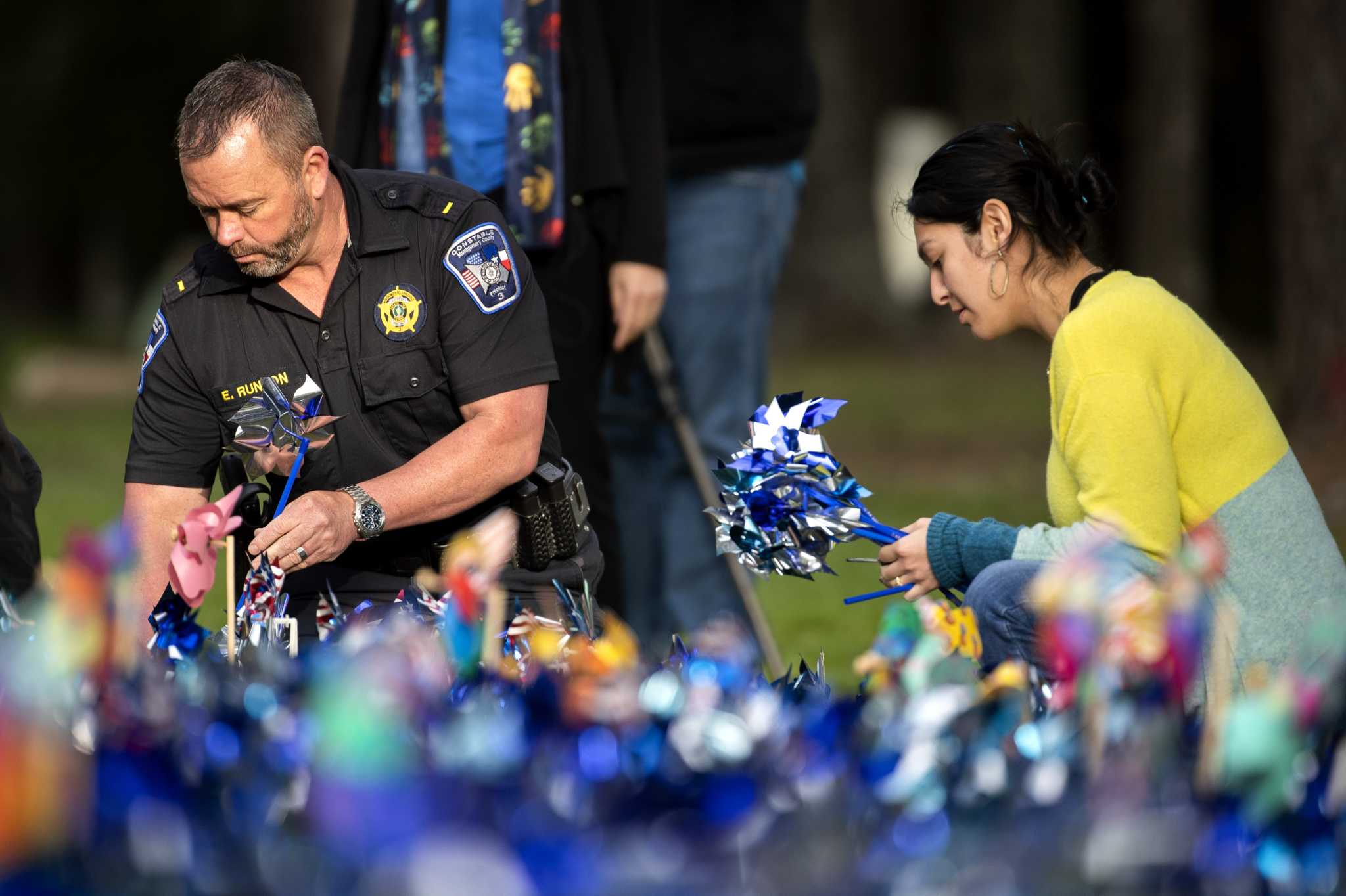 Children's Safe Harbor hosts annual pinwheel awareness project