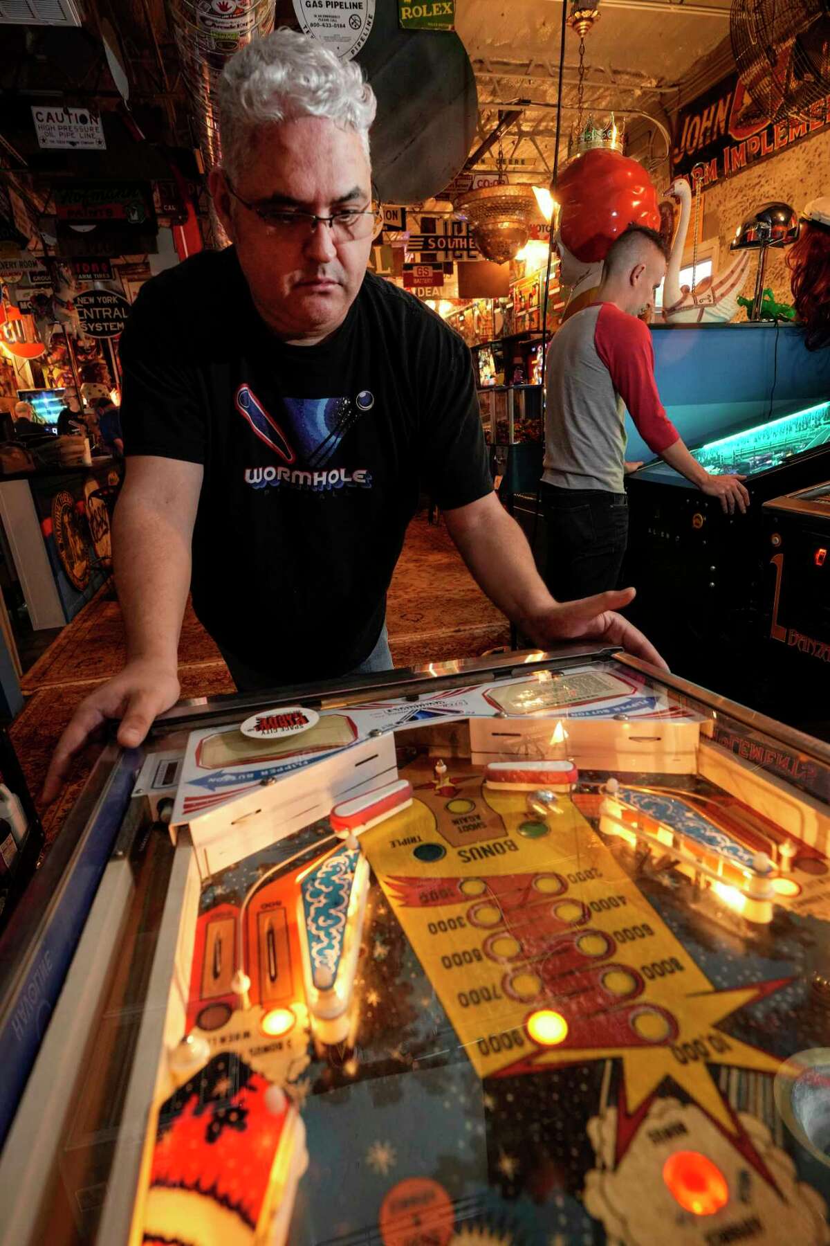 Pinball is bouncing back into the hearts of Texans