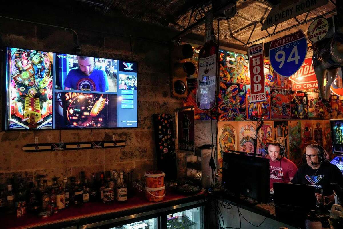 Pinball is bouncing back into the hearts of Texans