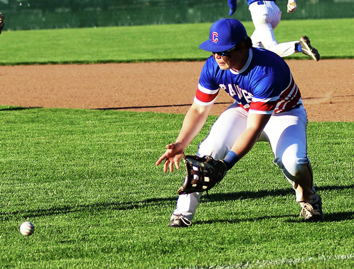 Baseball: Six-run seventh inning gives No. 8 Cavaliers series