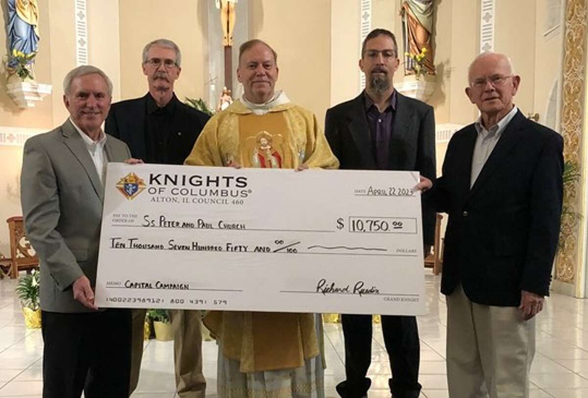 Alton Knights of Columbus donate to church restoration