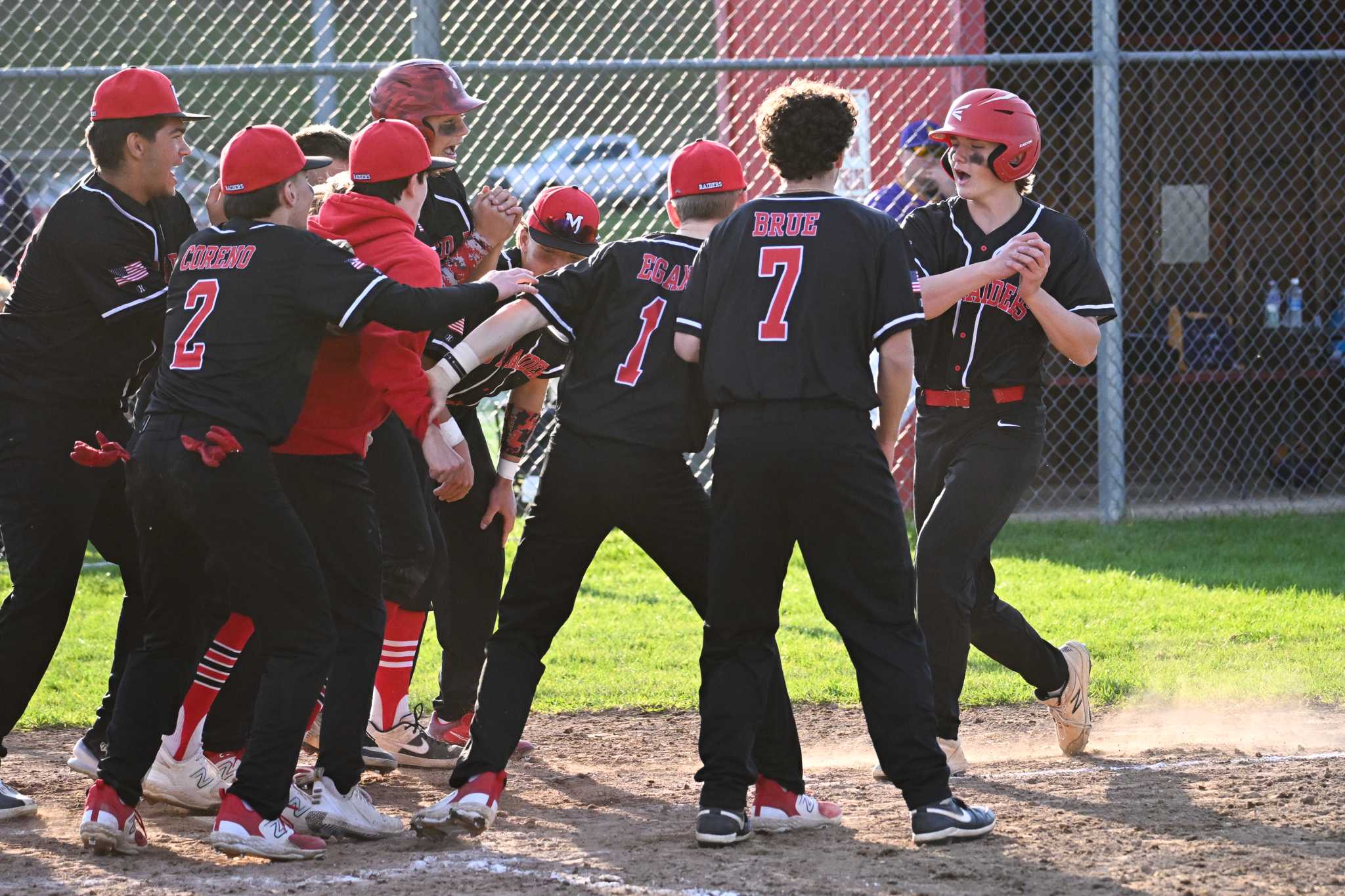 Mechanicville baseball holds off Saratoga Central Catholic