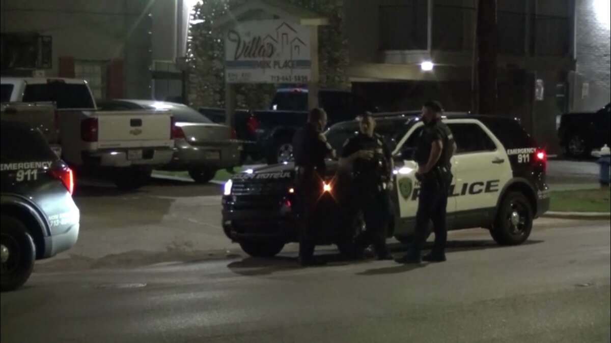 14yearold wounded in southeast Houston shooting, police say