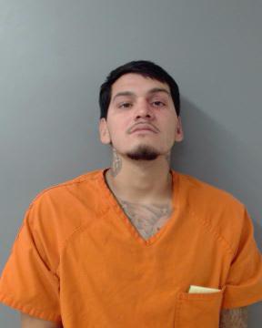 Man pulls out gun on 2 people in altercation in south Laredo - Vimarsana News