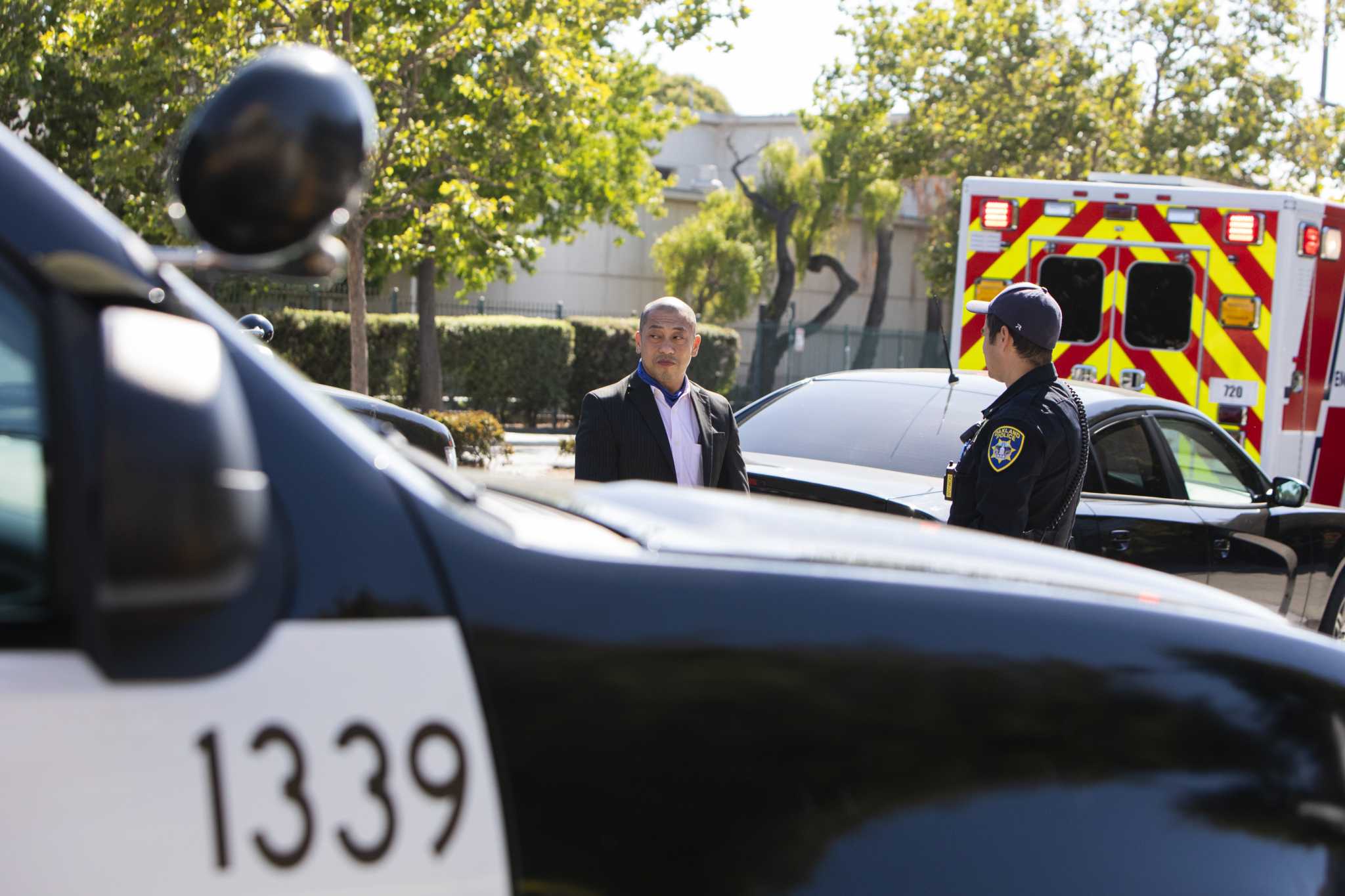 Oakland police officer charged with lying under oath pleads not guilty - Vimarsana News