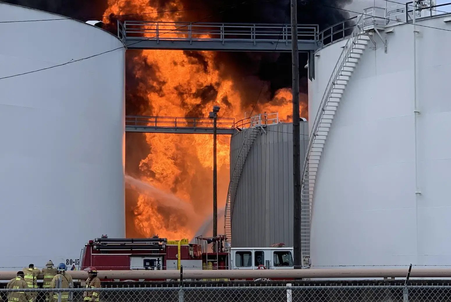 Texas ignored warning signs at chemical storage site before explosion - Vimarsana News