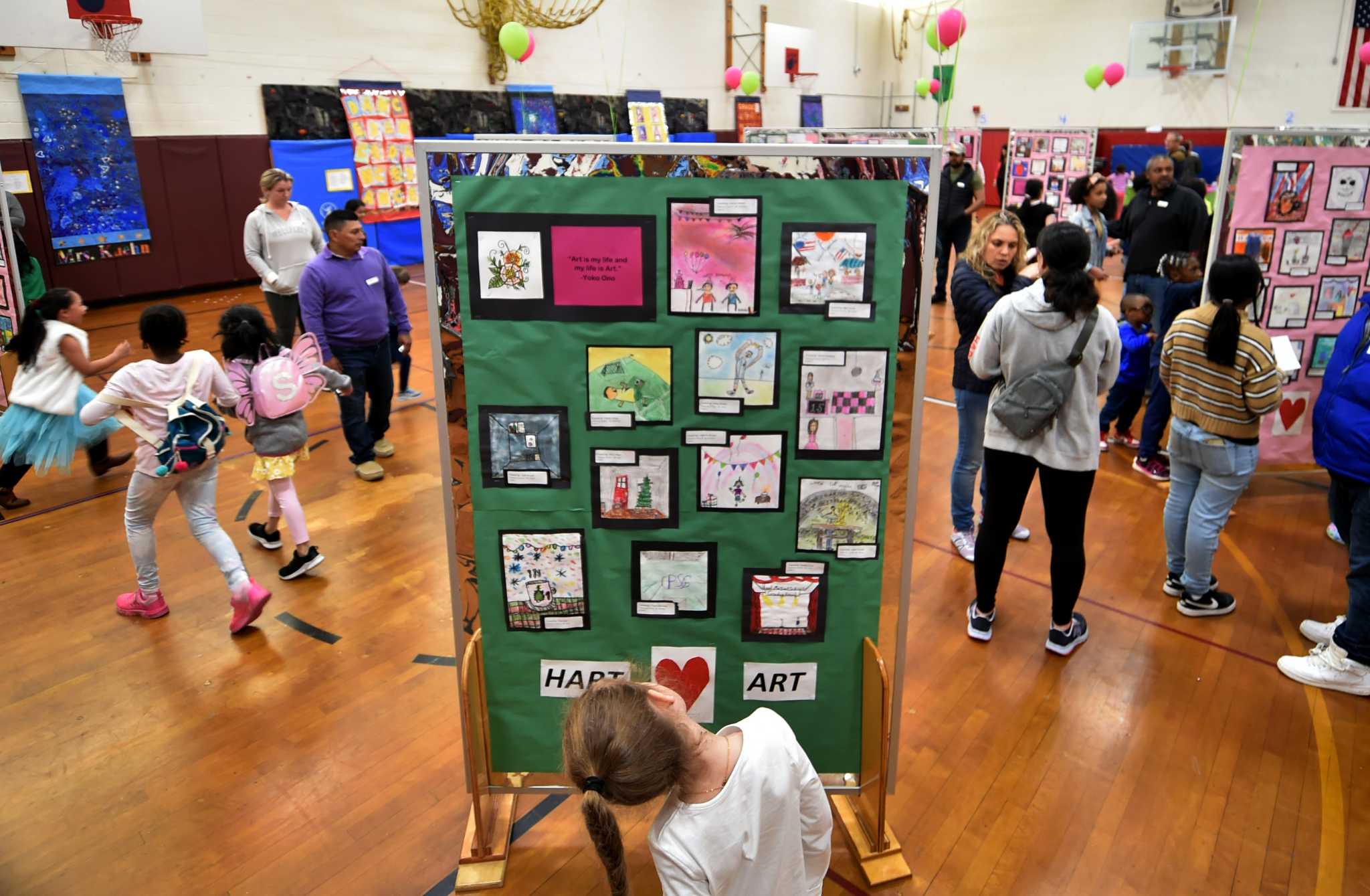 Stamford kindergartners without preschool score lower on tests - The Advocate