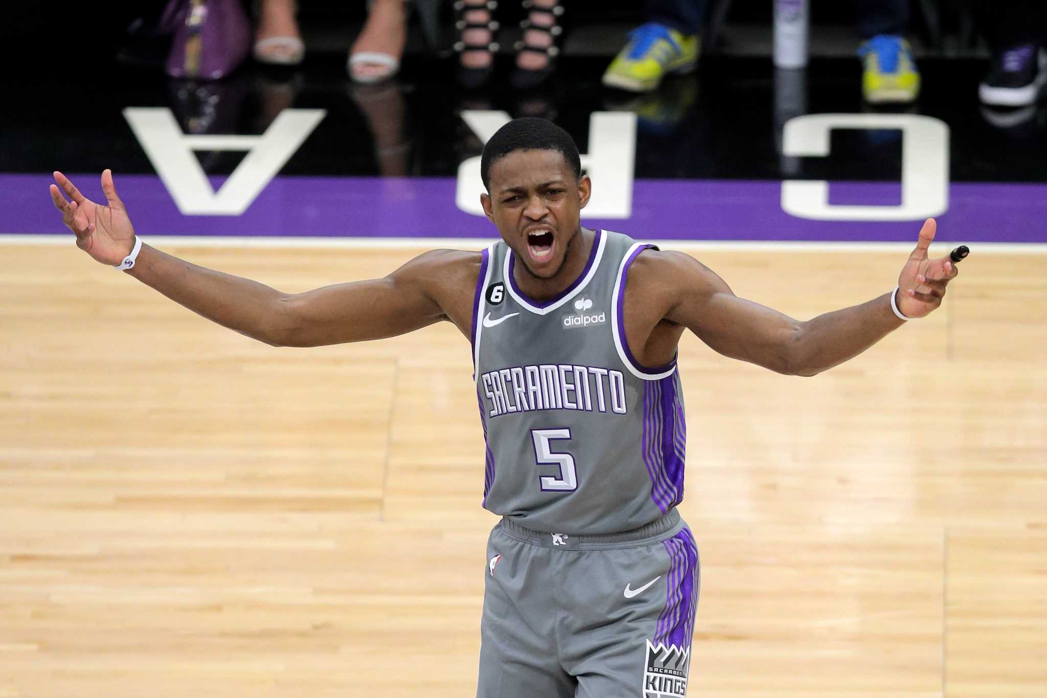 De'Aaron Fox on Game 5: 'No ifs, ands or buts. I'm playing