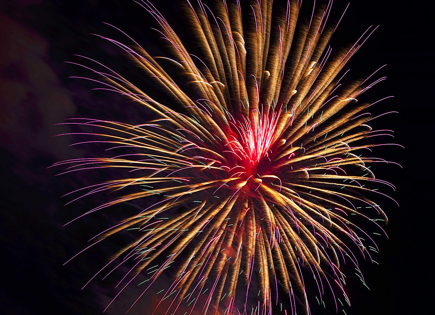 Middletown readying for fireworks festival near Connecticut River - Vimarsana News