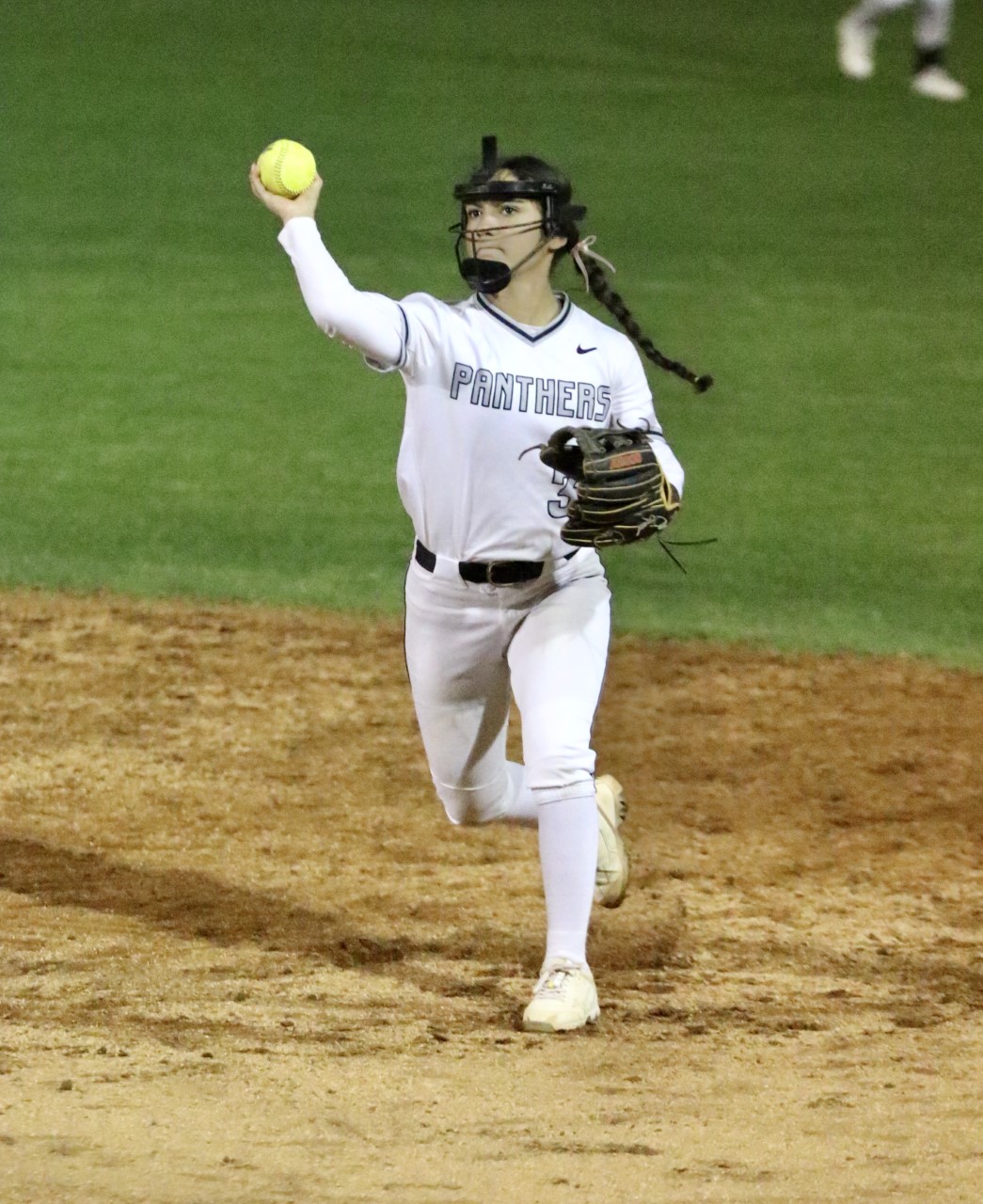 Laredo and San Antonio squads square off to open 6A softball playoffs