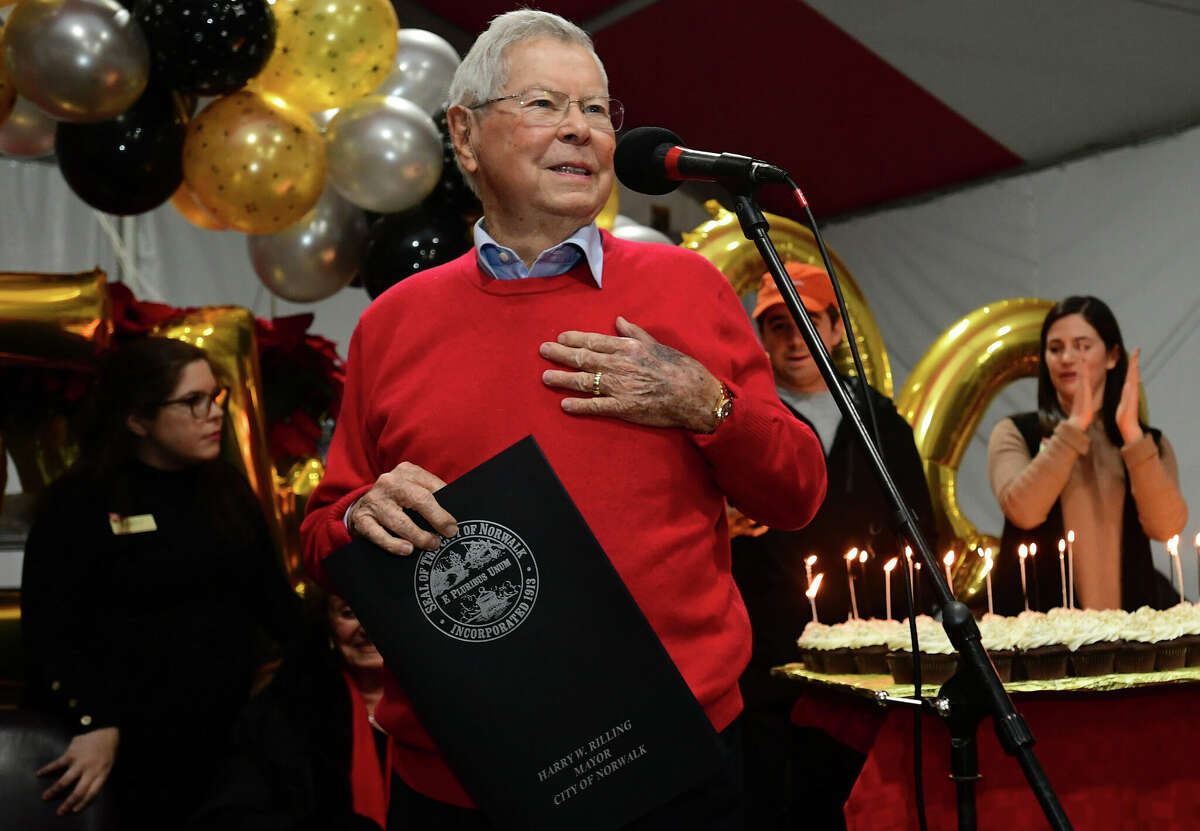 Stew Leonard Sr., who started grocery chain in Norwalk, dies