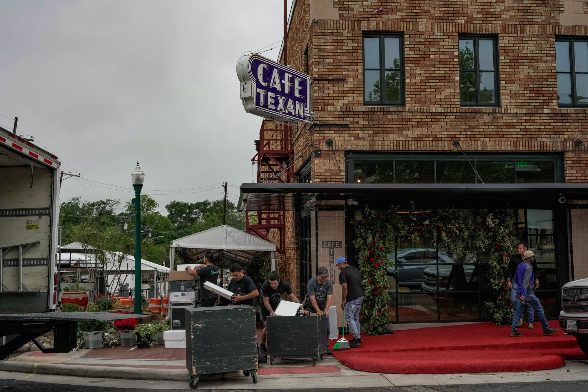 Historic Huntsville Cafe Texan Reopens After COVID Shutdown