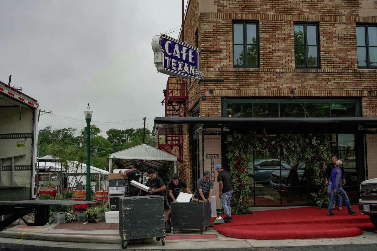 Story photo for Texas' longest-running cafe reopens post-COVID, and there's swords now