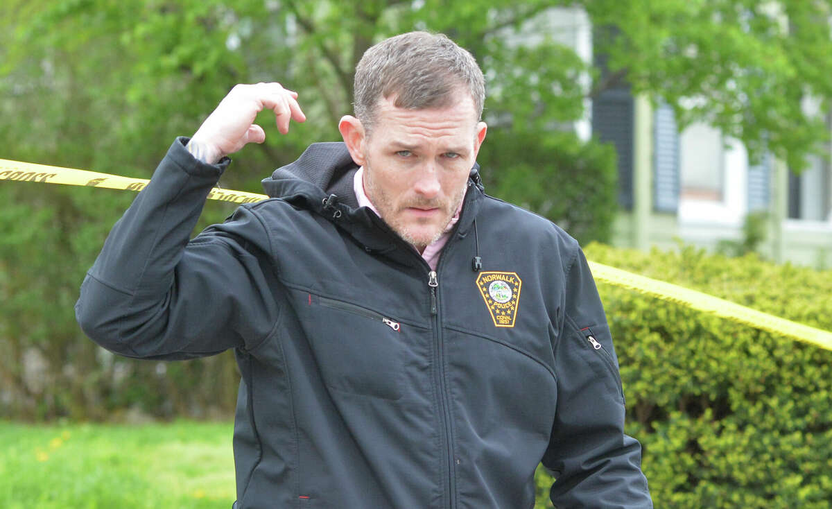 Official Off duty Norwalk Police Sergeant Involved In Fatal Crash official-off-duty-norwalk-police-sergeant-involved-in-fatal-crash