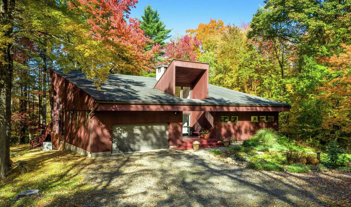 Ralph Rapsondesigned midcentury modern house in Averill Park