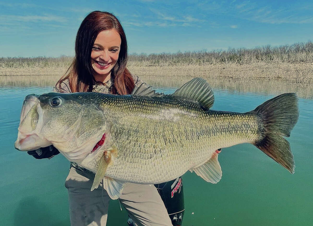 What is the Largest Bass Ever Caught  