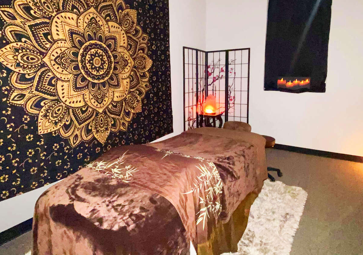 7heartz Wellness In Middletown Offers Alternative Methods Of Healing 1338