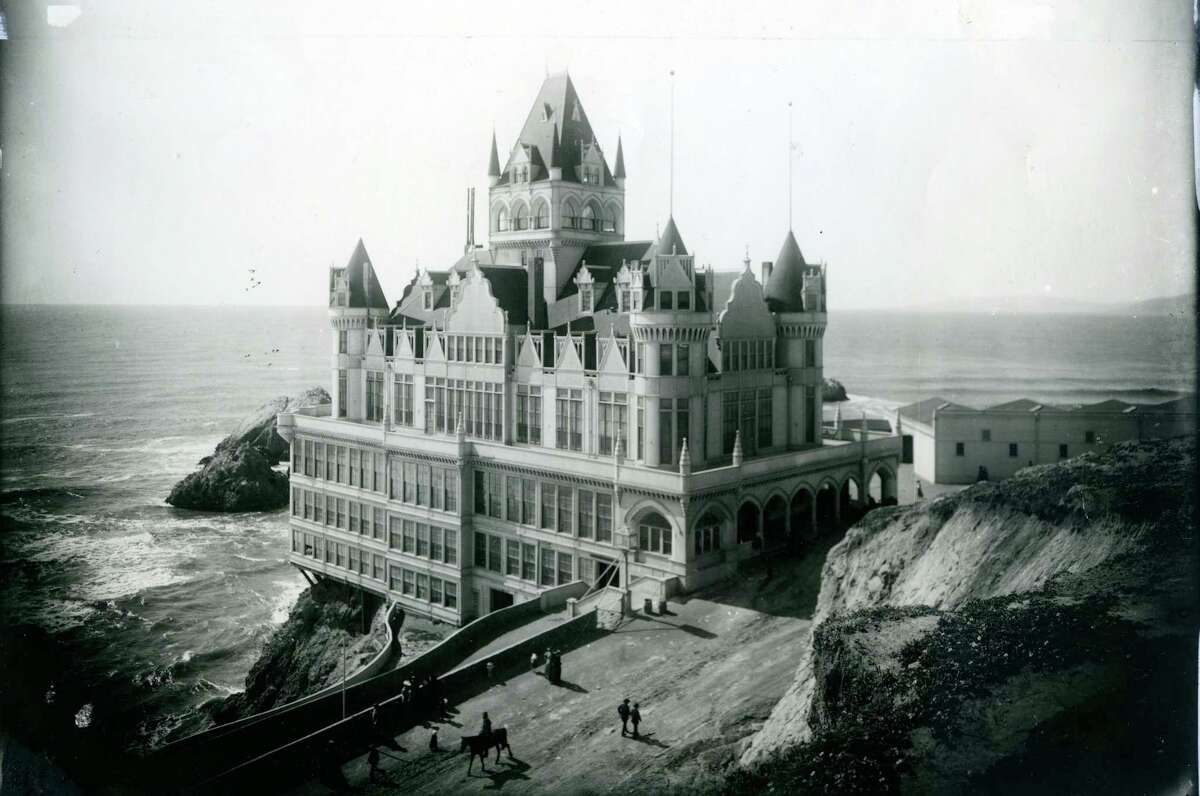 1896: The Cliff House reopened as a Victorian mansion, but only lasted a little over a decade. The San Francisco landmark burned to the ground in 1907.