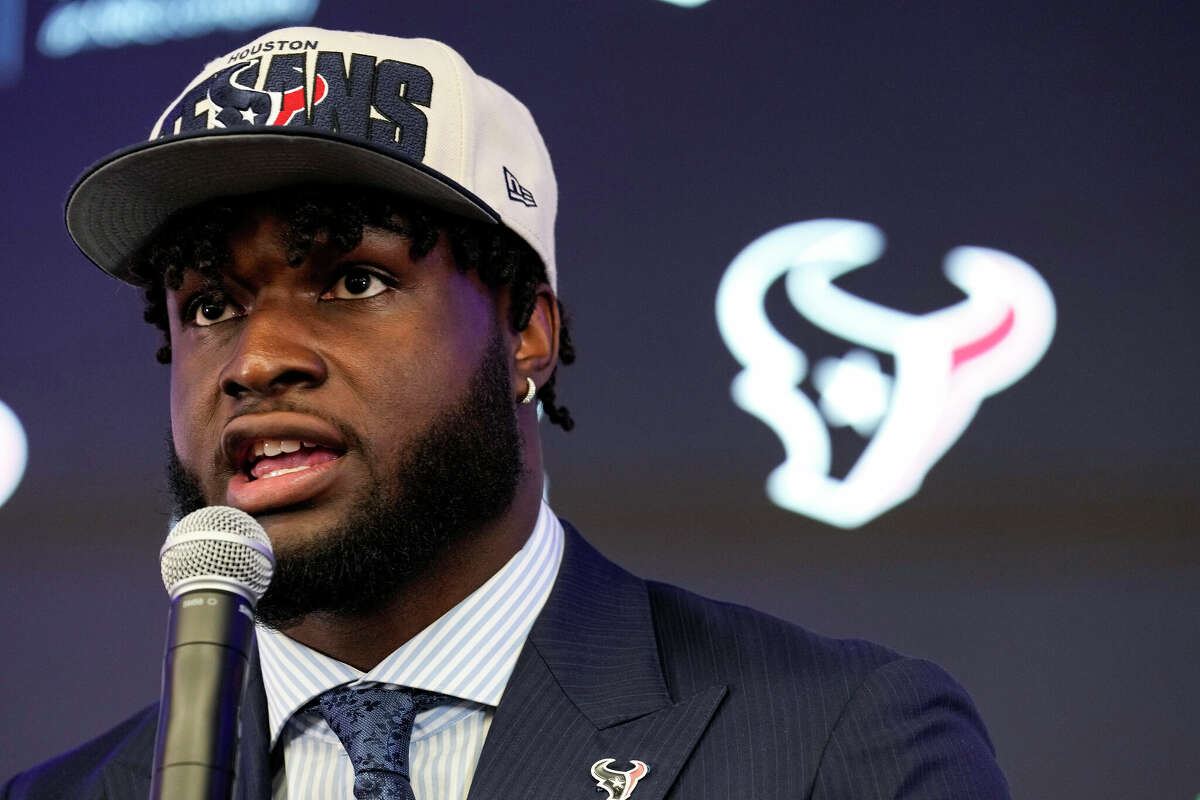 Houston Texans: Officially sign DE Will Anderson Jr. to rookie deal