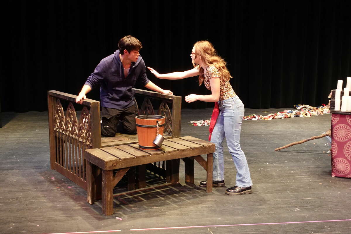 Sabine Pass theater students, senior Claire Londenberg, right, and freshman Abram Ramon, left, rehearse for the upcoming UIL State One-Act Play meet. Photo taken April 26, 2023. Photo by Olivia Malick/ The Enterprise.