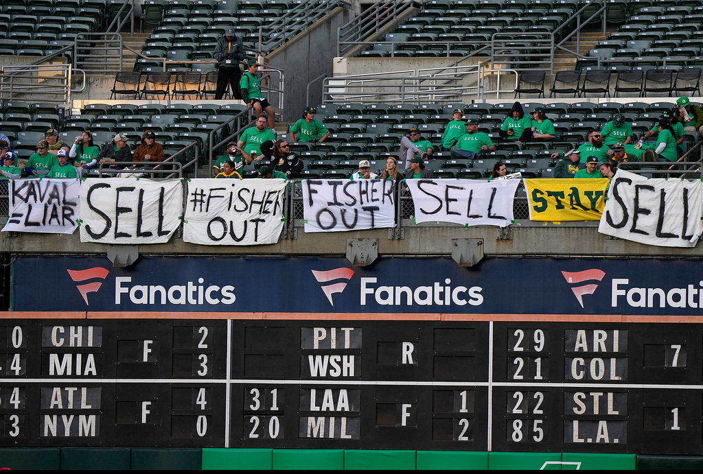 MLB appears to edit out critical Oakland A's fan signs, league