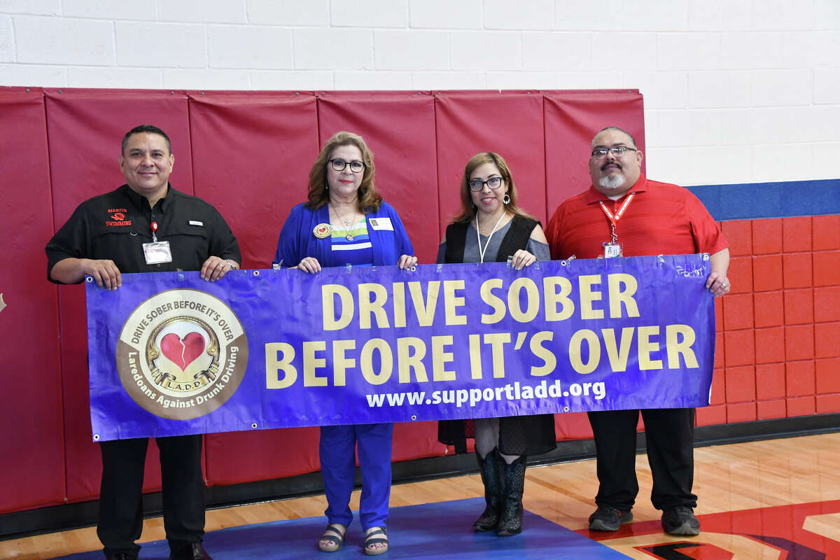 Martin High School seniors received an informative presentation from Laredoans Against Drunk Driving and the Laredo Fire Department on the consequences of drinking and driving and the fentanyl crisis.
