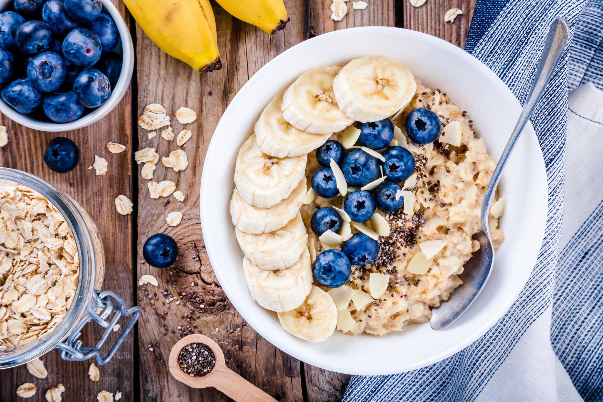 What Are Important Nutrients to Eat at Breakfast?