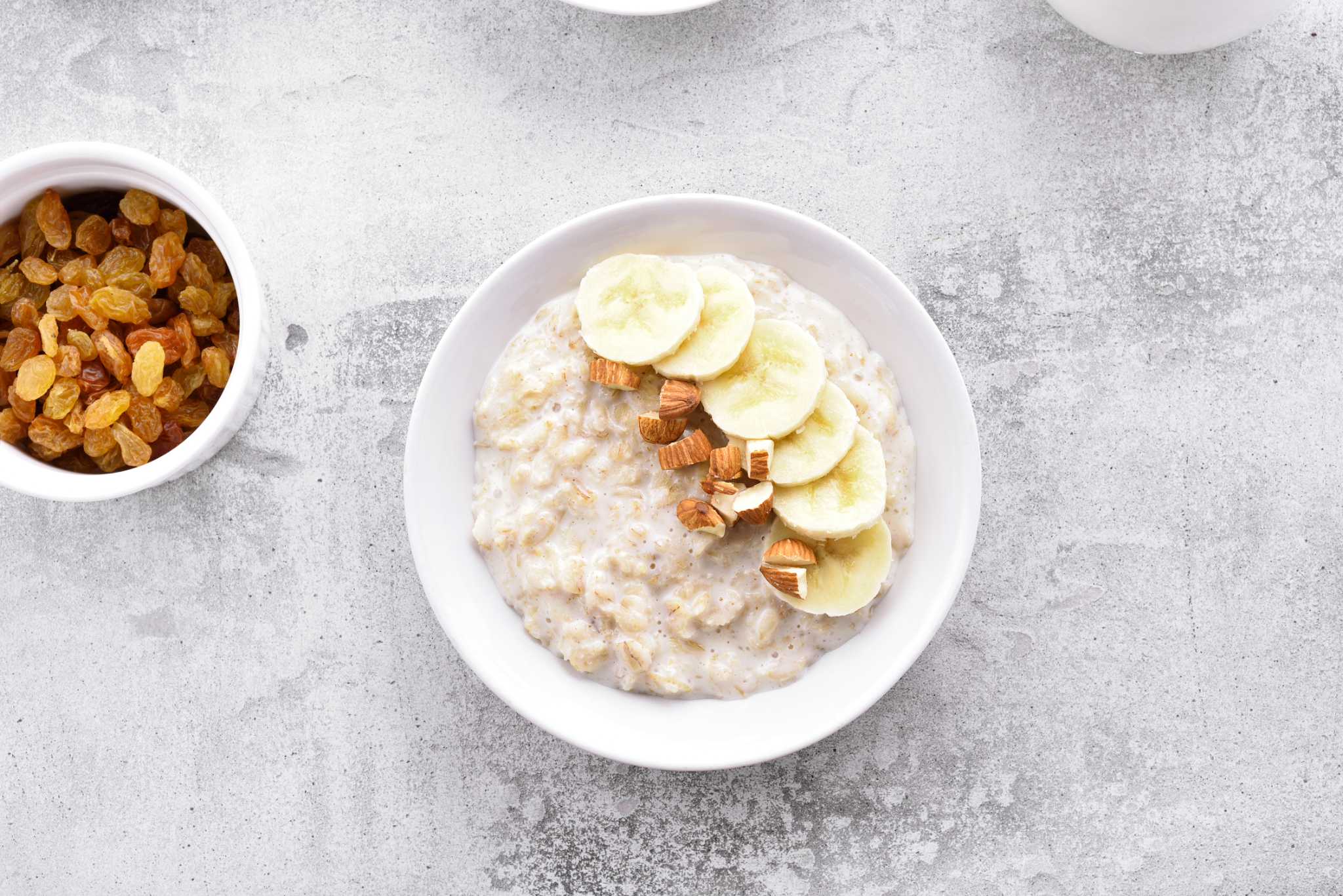 Do Almonds Have Iron in Them?