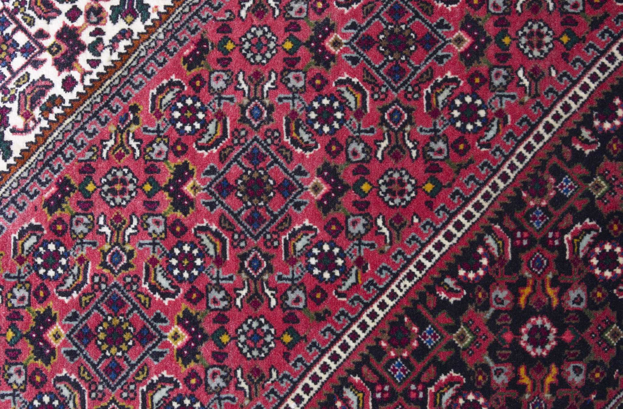 How to Choose Carpet for a Concrete Floor