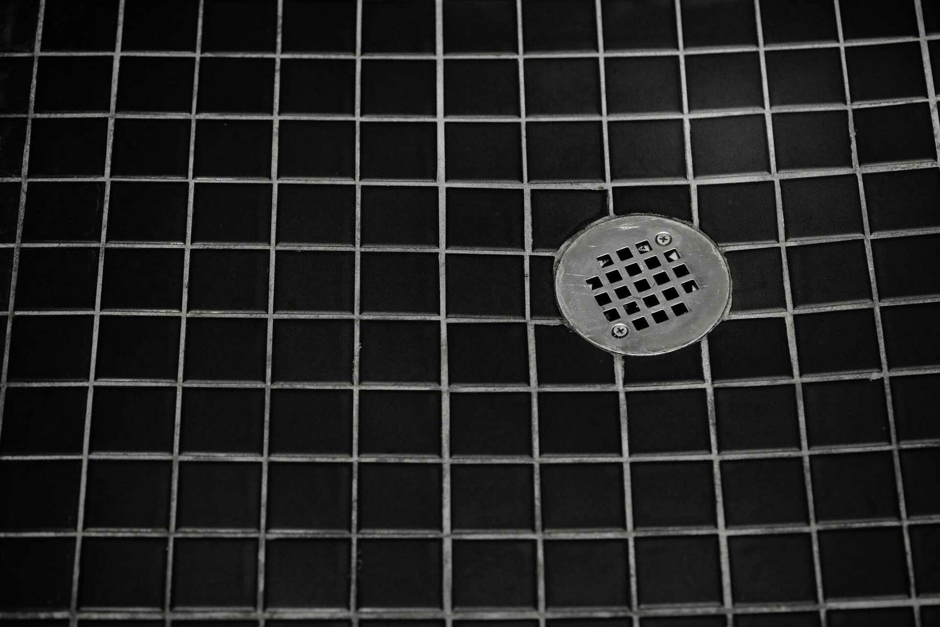 How to Get Jewelry Out of a Shower Drain