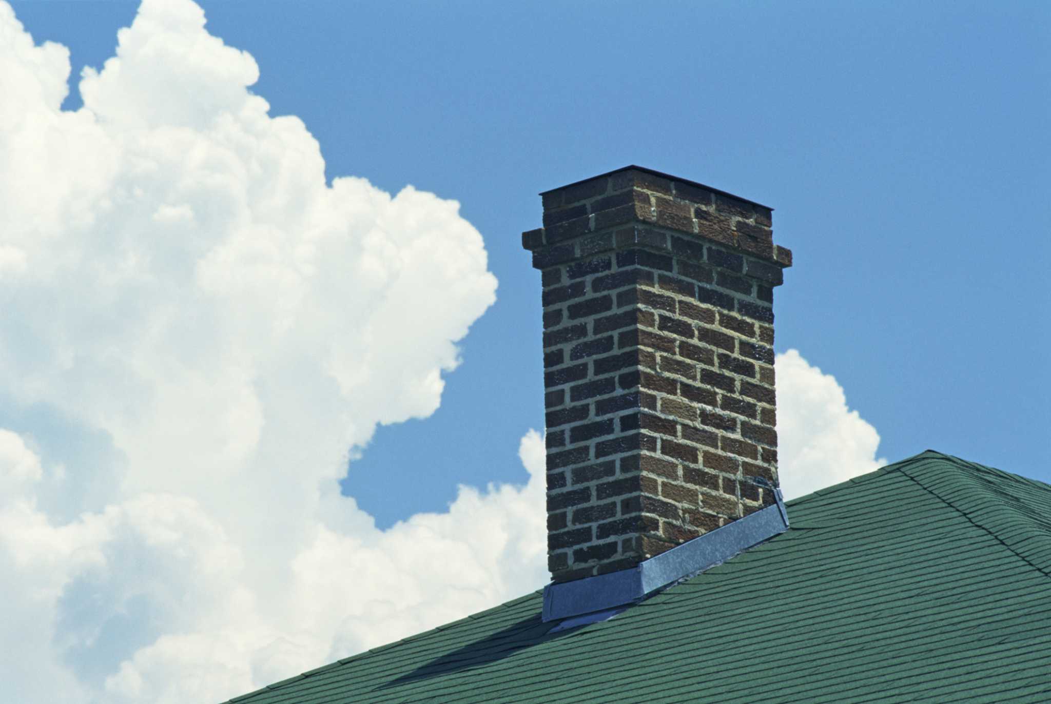 How to Clean DryErase Marker From Walls