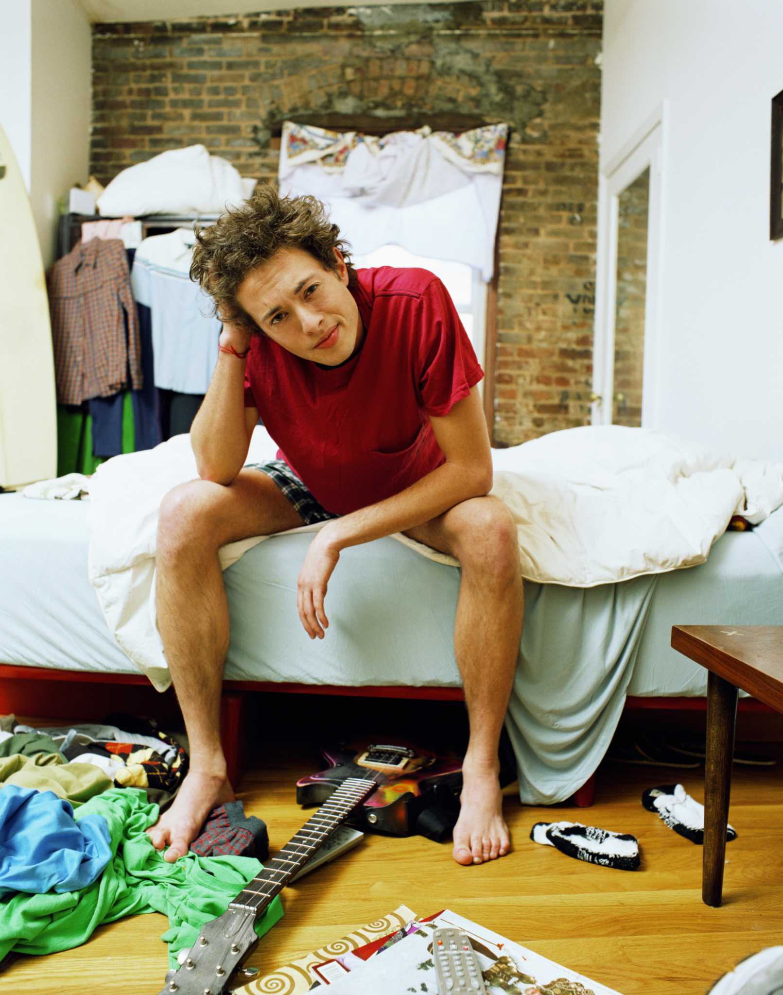 How to Clean Fleas on Laminate Floors