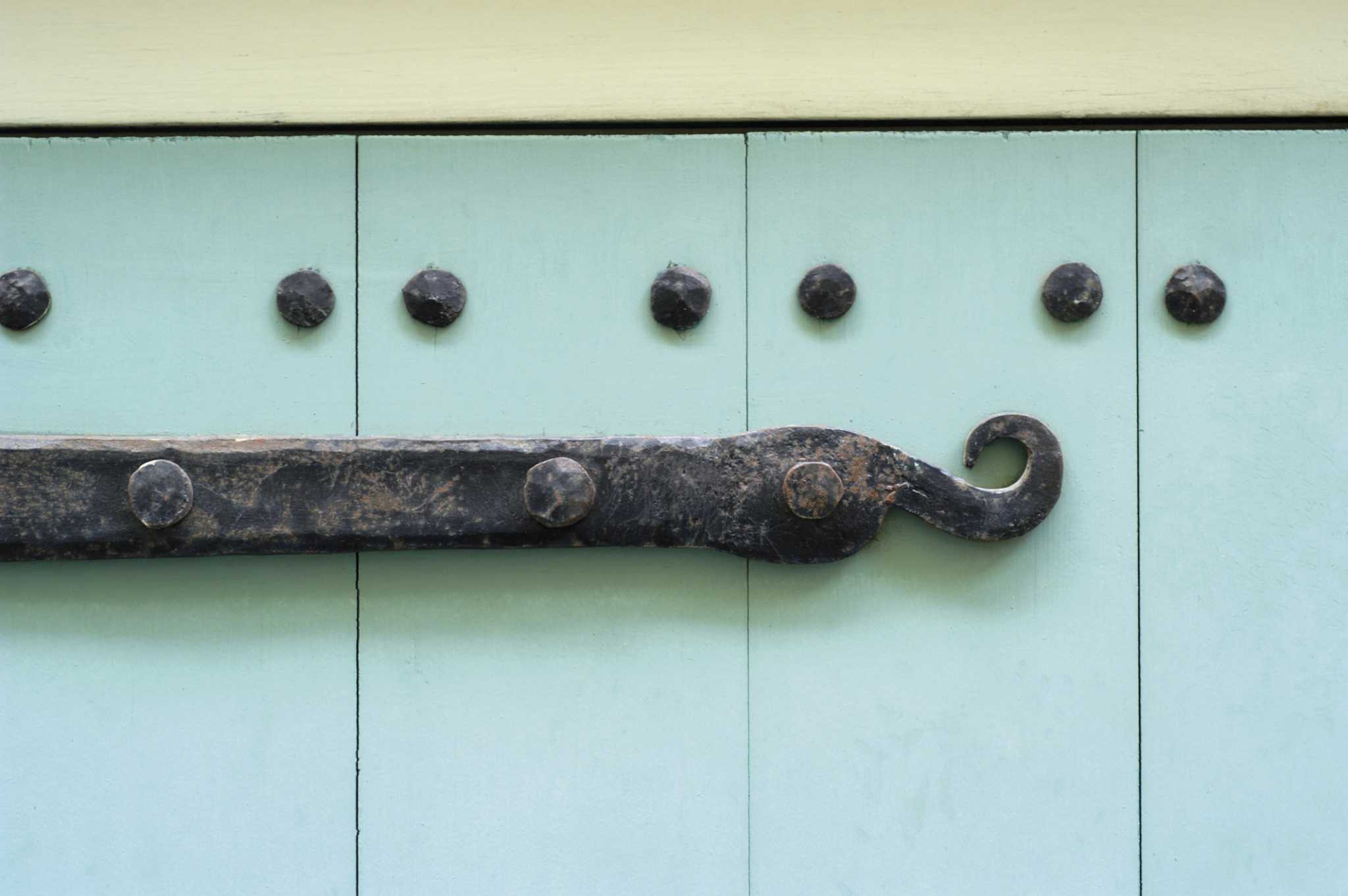 How To Remove Rust From Handles Matttroy