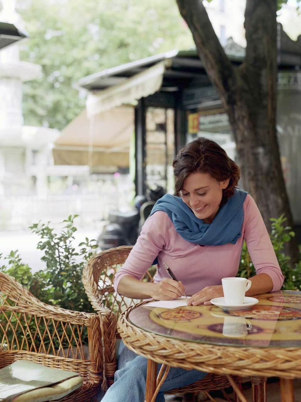 How to Clean Mold & Mildew From Wicker Furniture