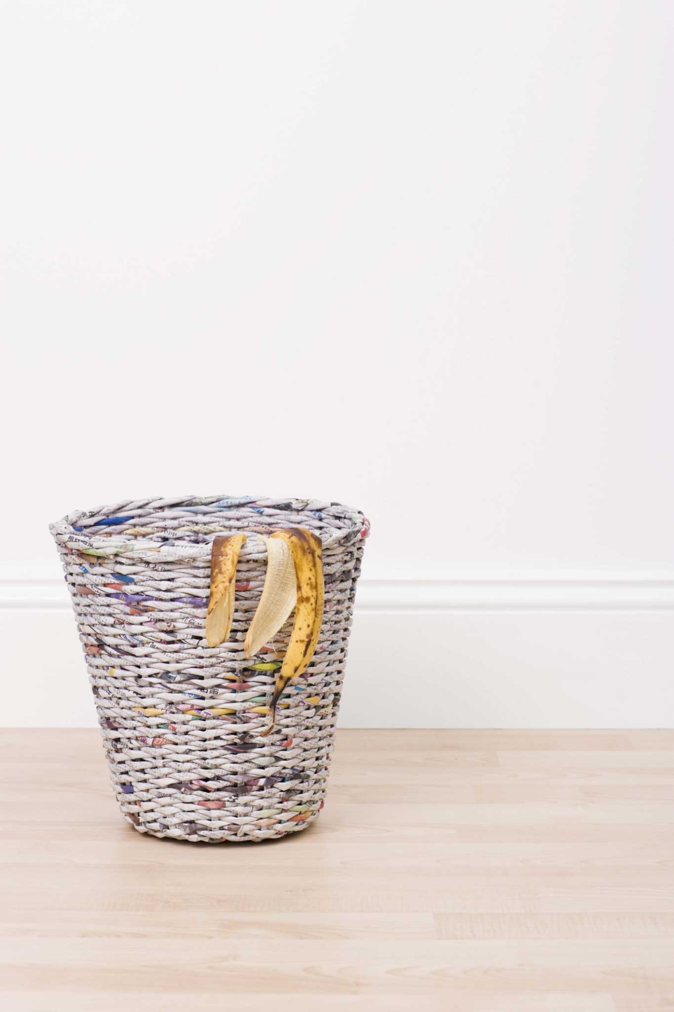 How to Clean Plants With Banana Peels