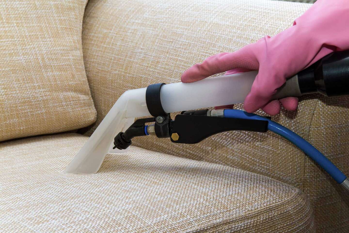 How to Clean Water Marks From an Upholstered Chair