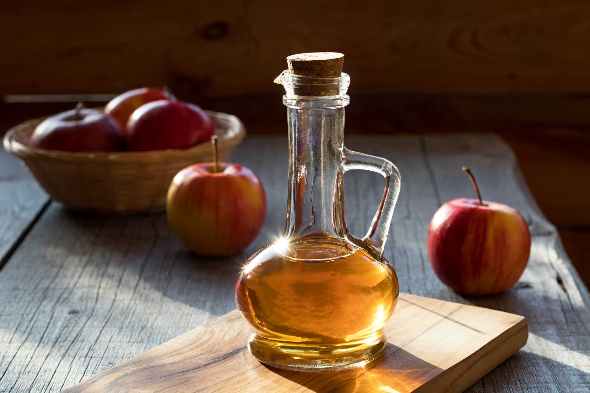 Clean Wood Floors With Apple Cider Vinegar