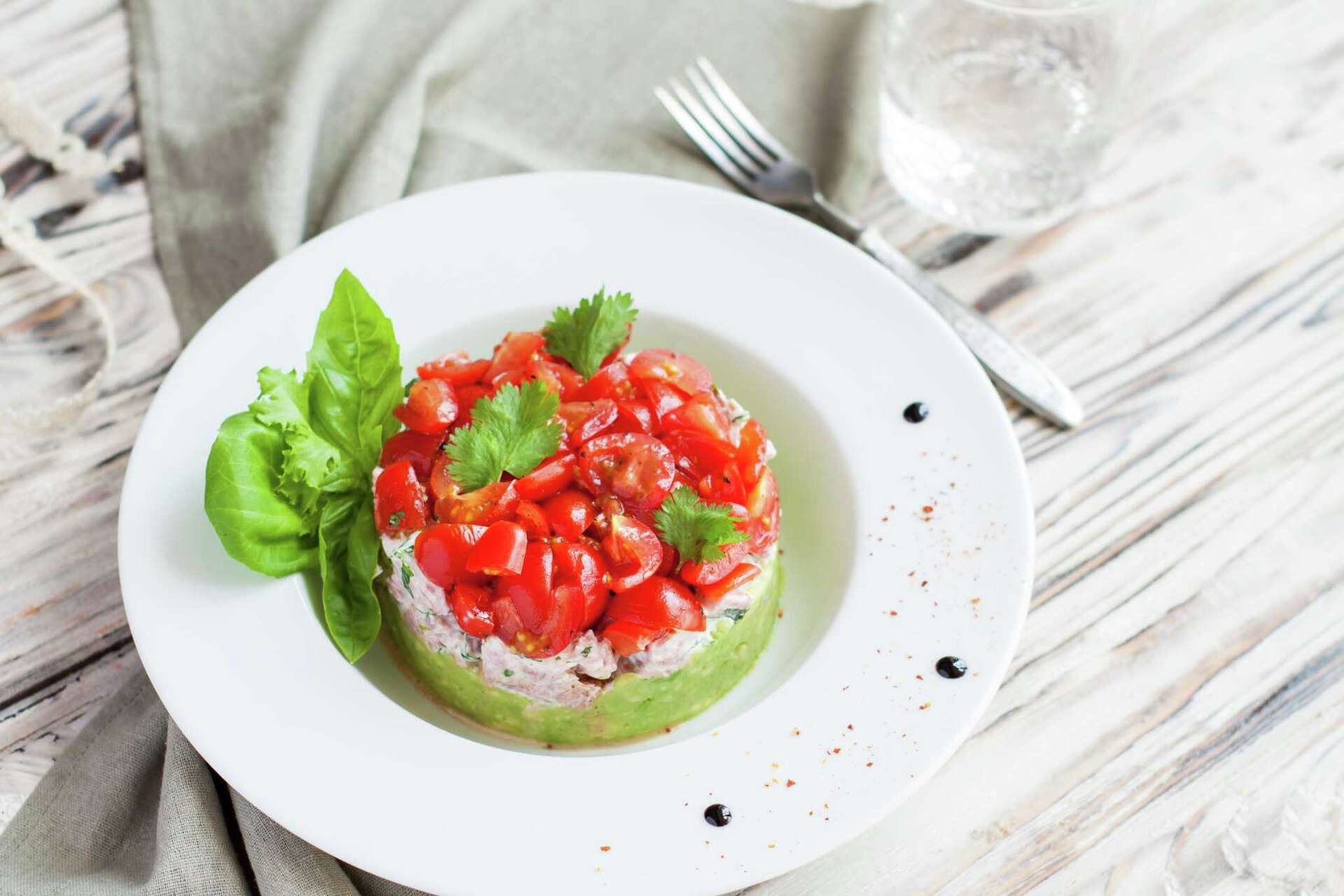 Danger in Eating Too Much Canned Tuna