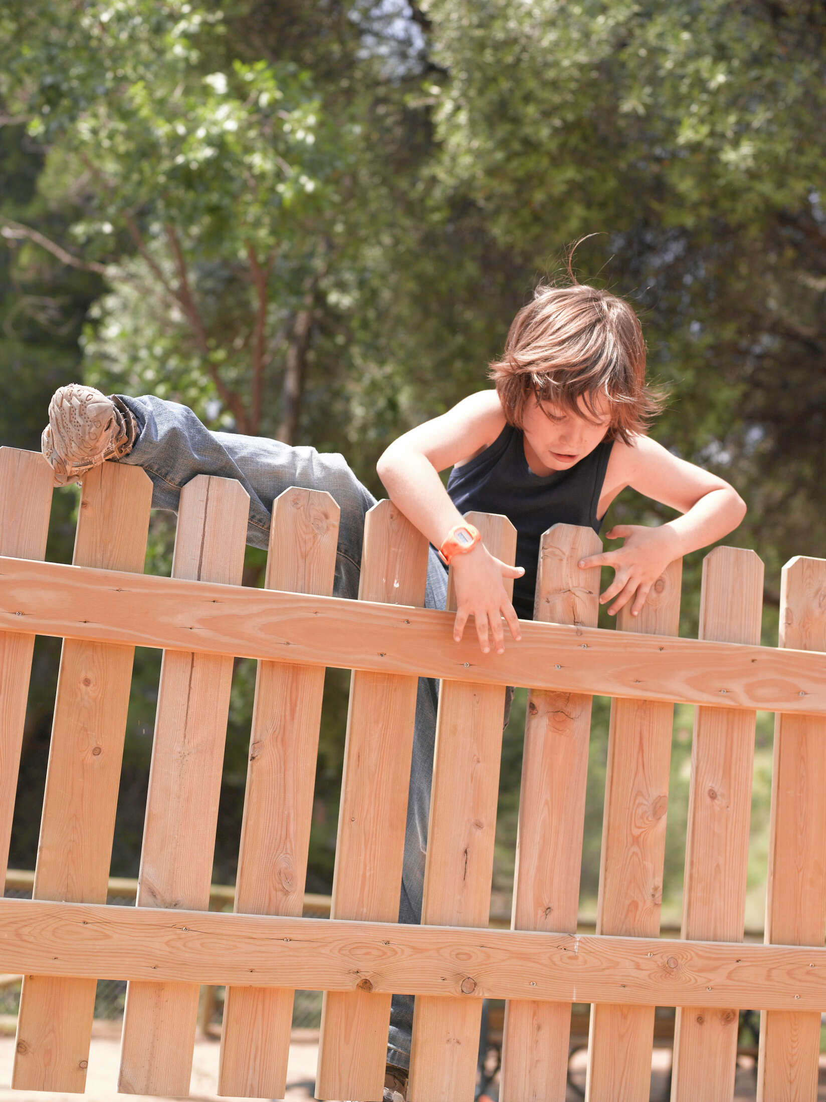 Composite Fencing vs. Vinyl Fencing