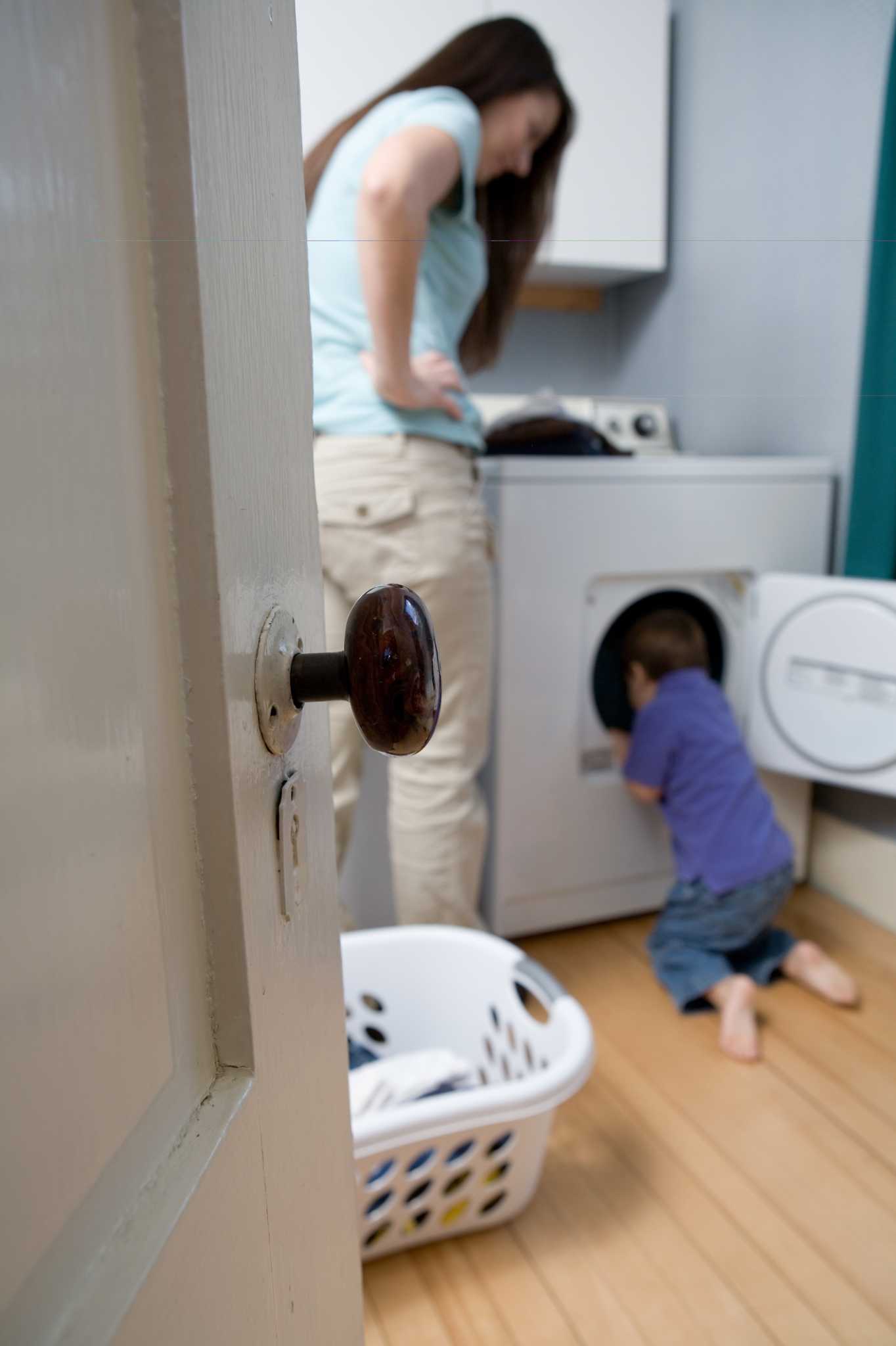 How to Connect a Rigid Dryer Vent to a Dryer