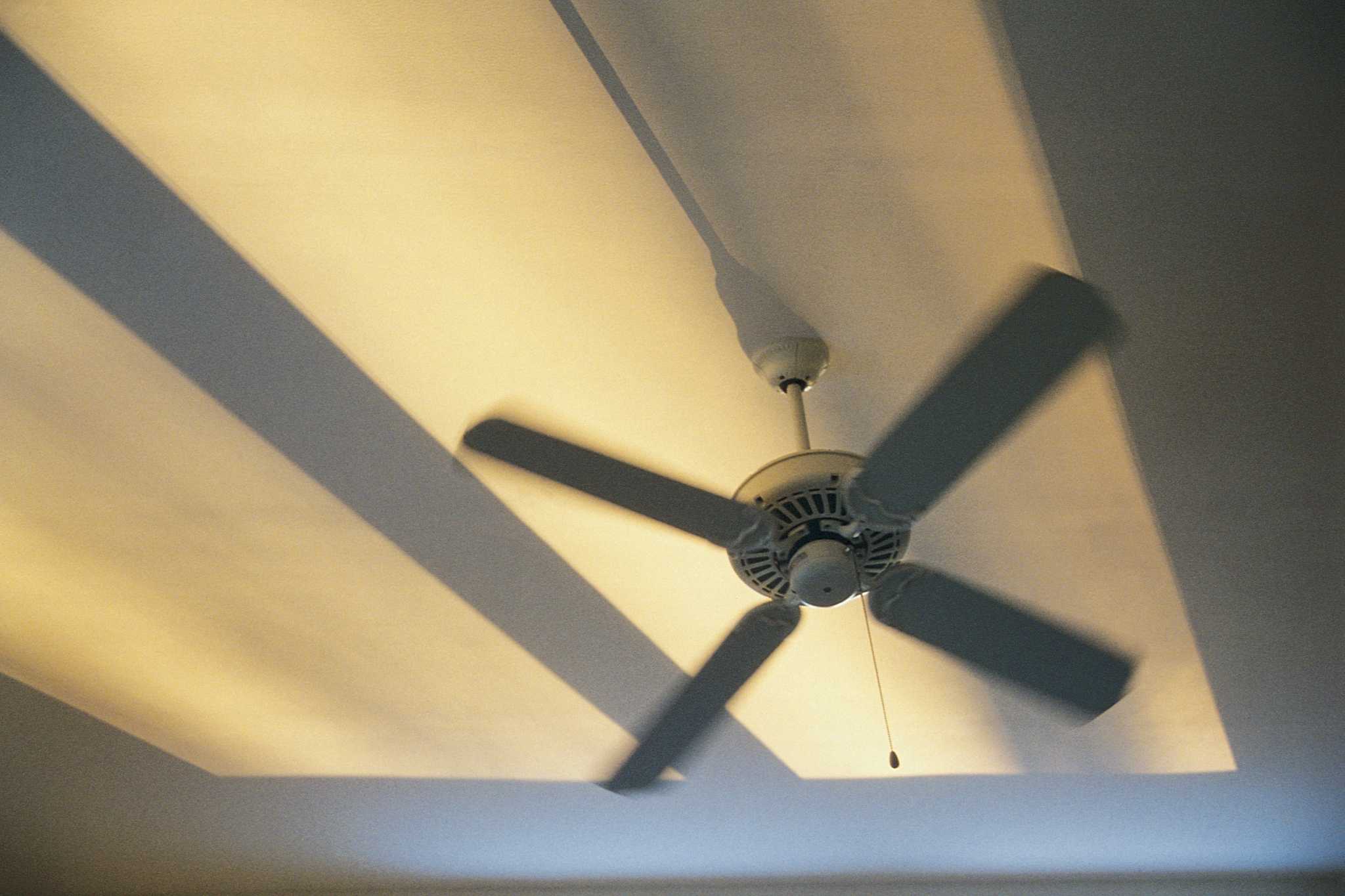How To Replace A Ceiling Fan Capacitor