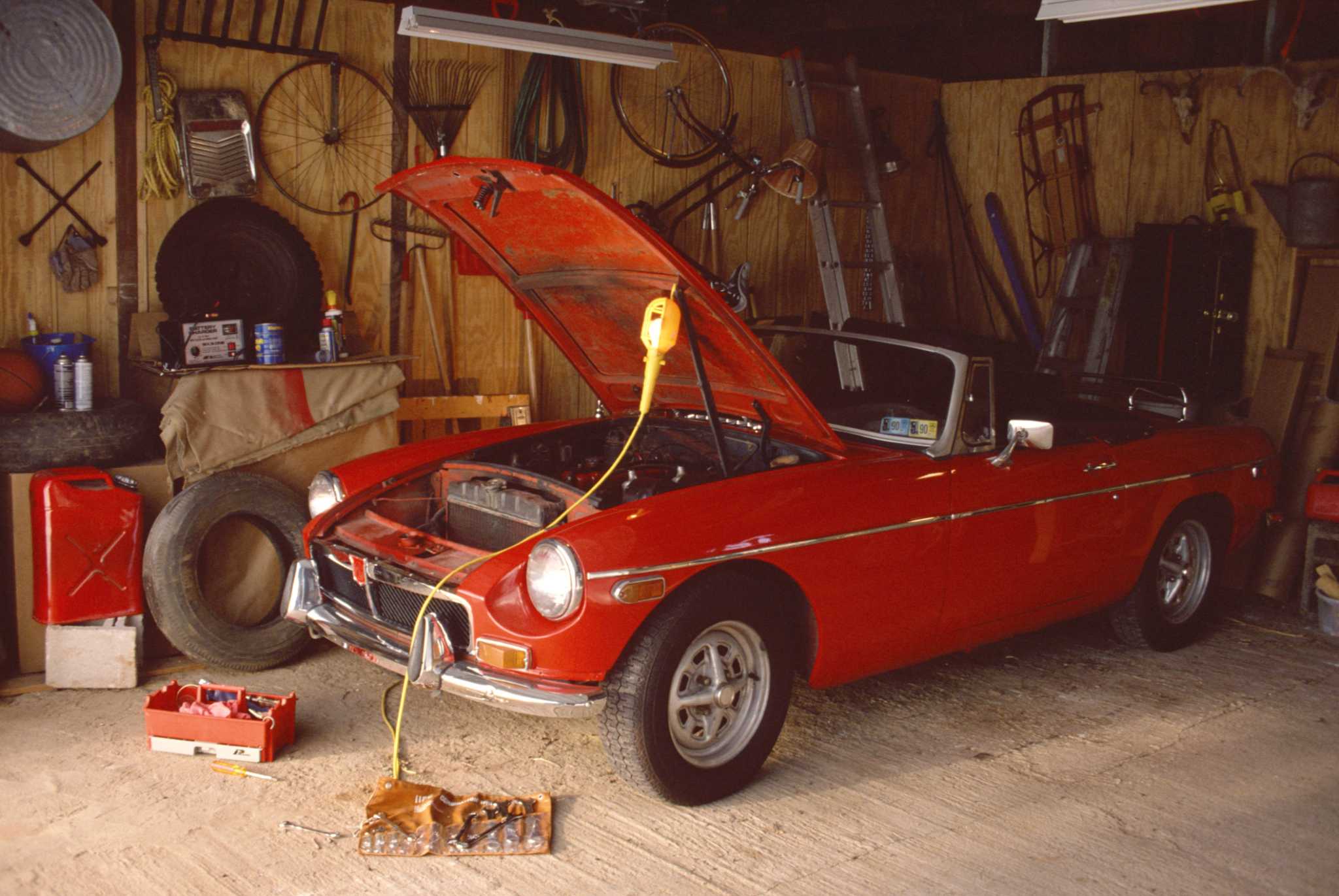 How to Convert a Garage Into a Workshop