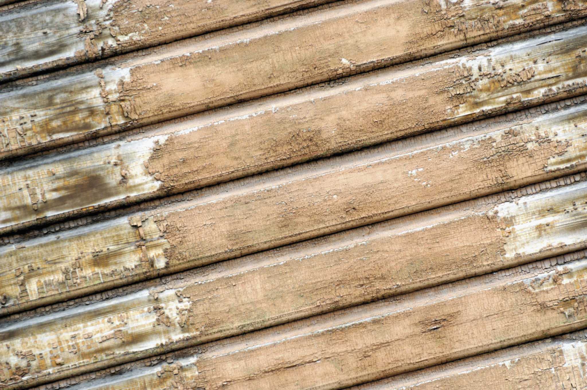 How to Cover Paneling With Drywall Compound