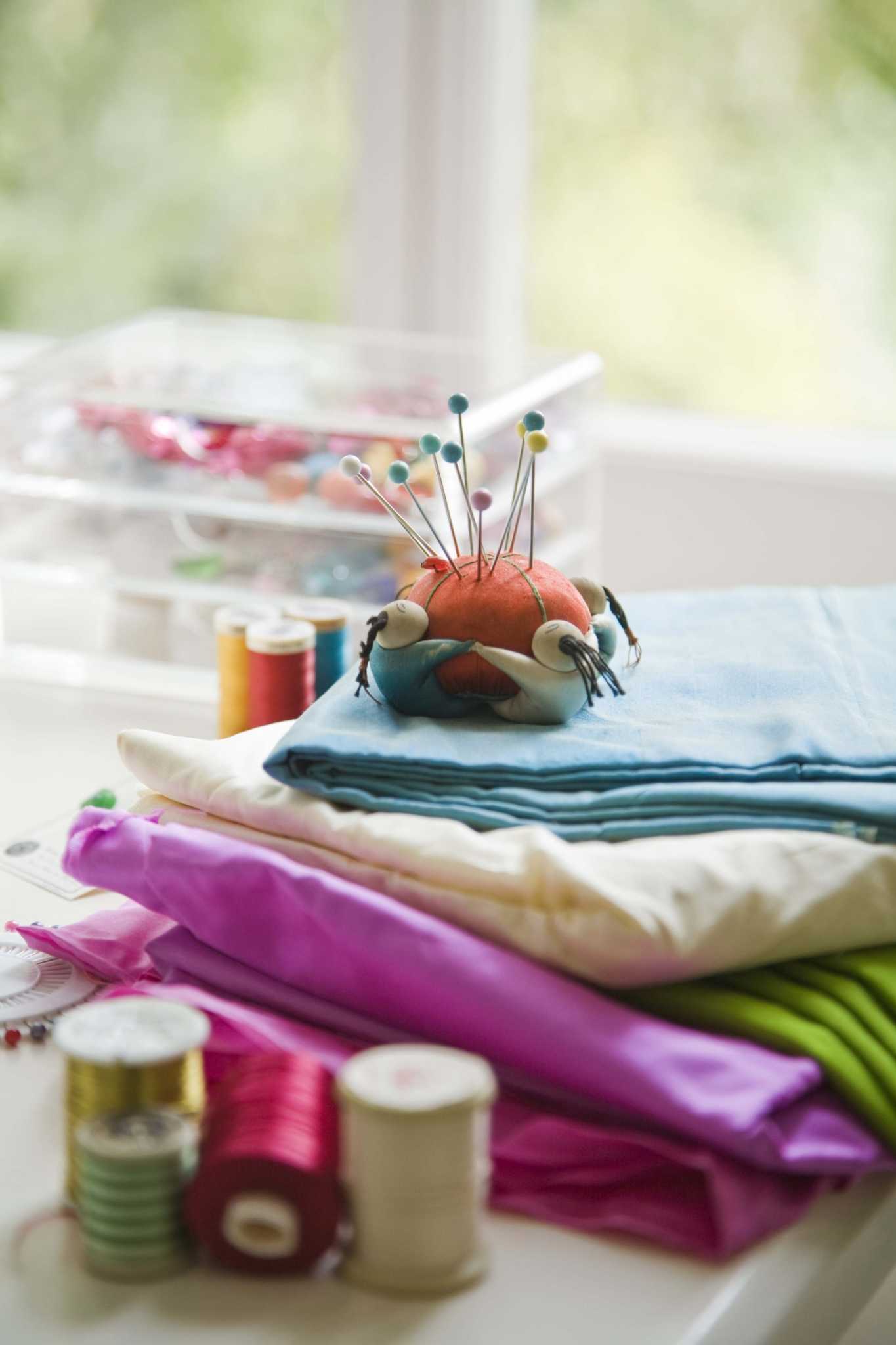 How to Make a BoxPleated Table Skirt